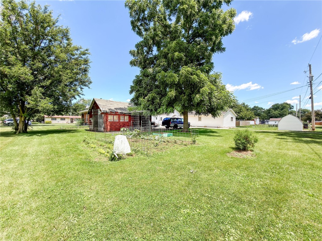 611 E Jackson Avenue Property Photo 22