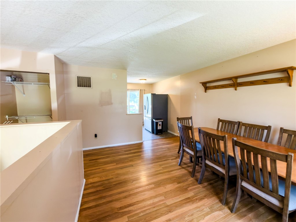 703 Kenton Street Property Photo 7