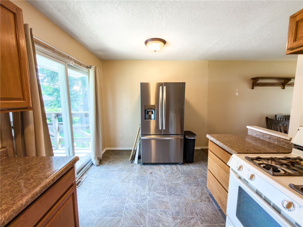 703 Kenton Street Property Photo 10