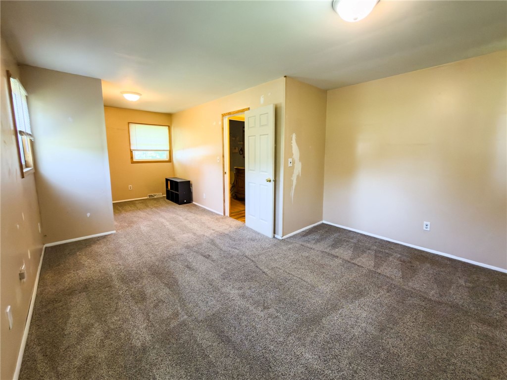 703 Kenton Street Property Photo 13