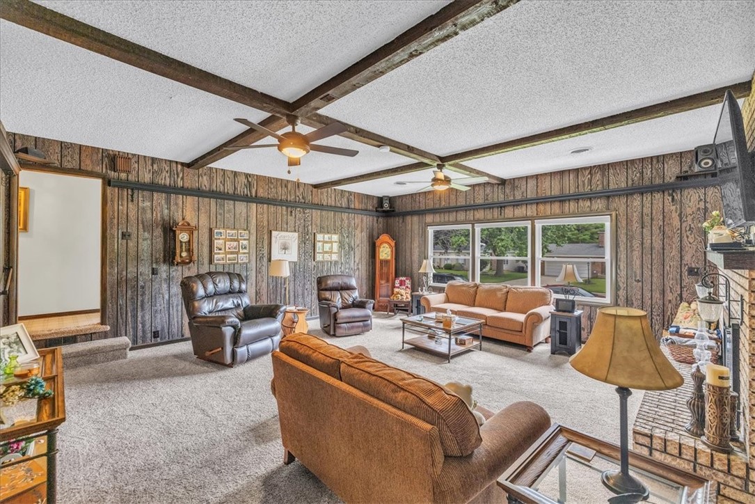 2220 W Ravina Park Road Property Photo 14
