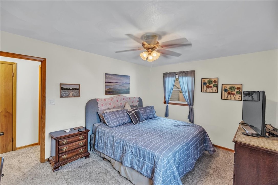 2220 W Ravina Park Road Property Photo 15