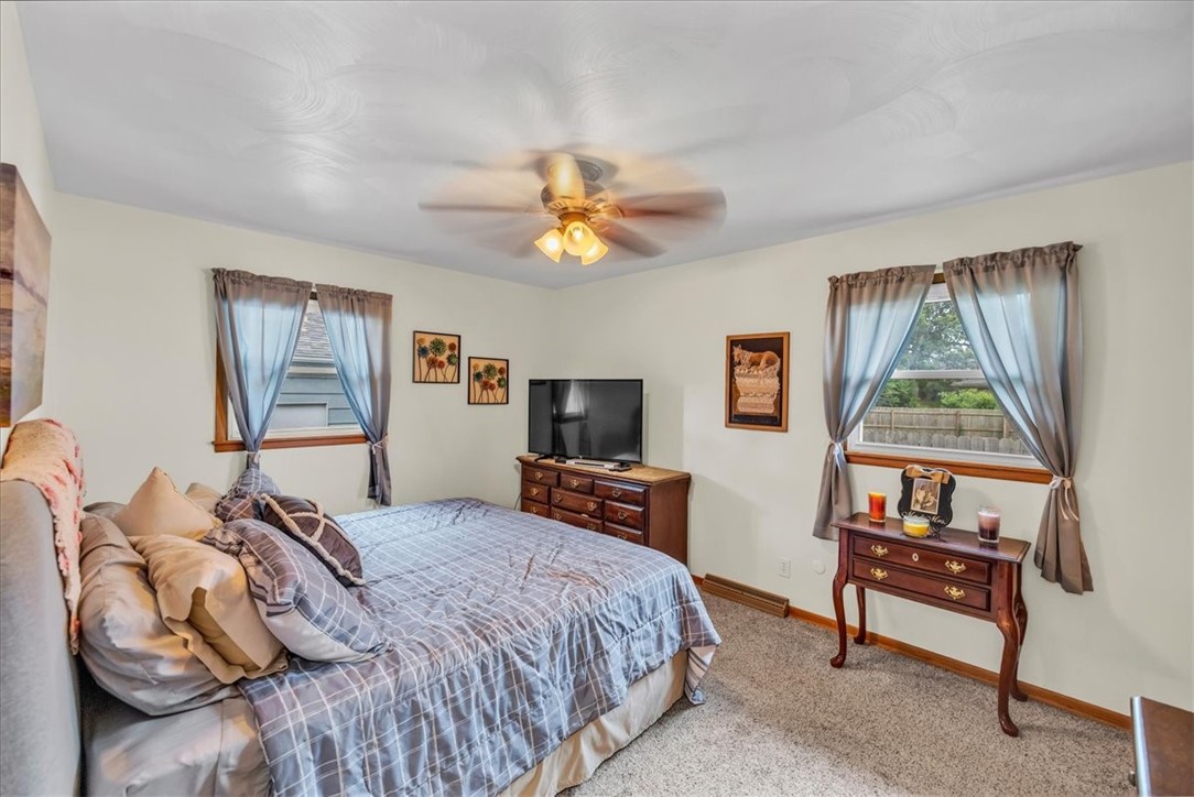 2220 W Ravina Park Road Property Photo 17