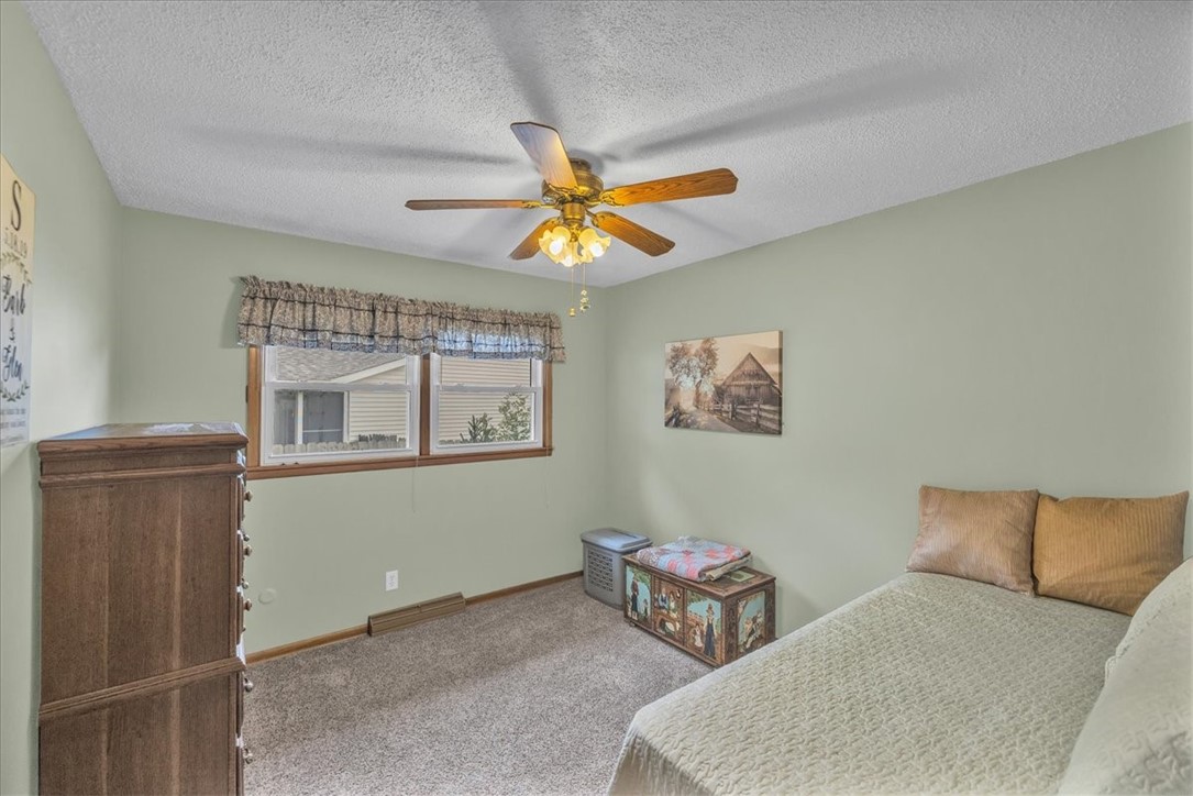 2220 W Ravina Park Road Property Photo 20