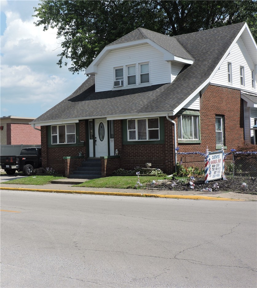 120 W Main Street Property Photo 1