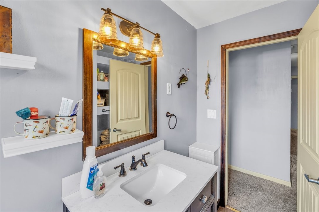 335 Woodale Avenue Property Photo 7