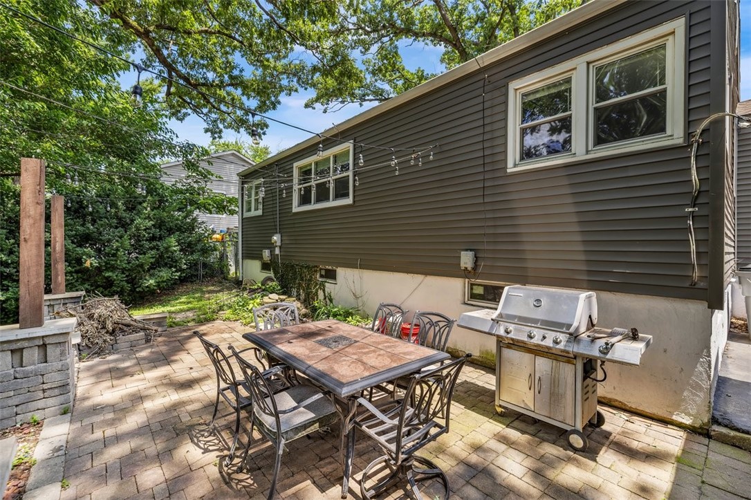335 Woodale Avenue Property Photo 19