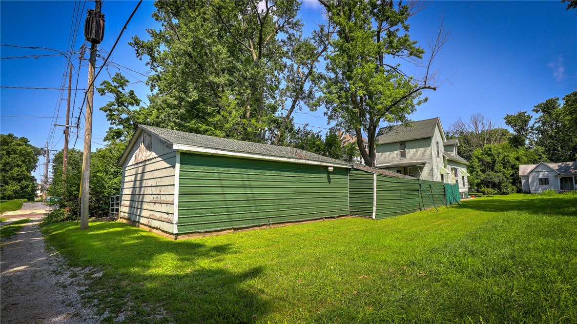 953 W Macon Street Property Photo 8