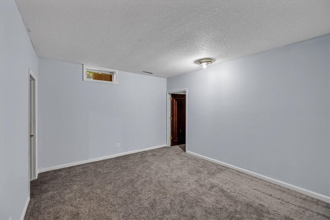 867 Jasons Way Property Photo 36