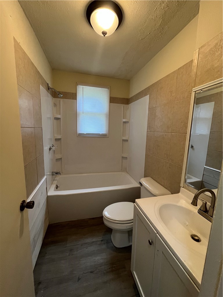 945 Maffit Street Property Photo 5