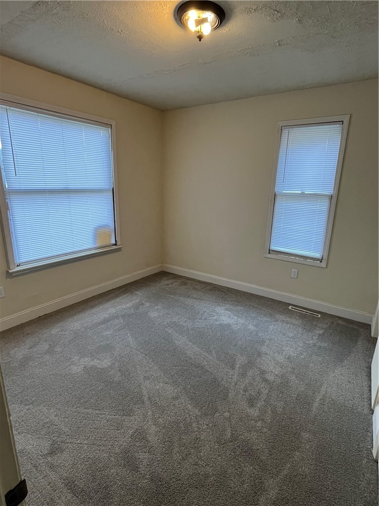 945 Maffit Street Property Photo 8