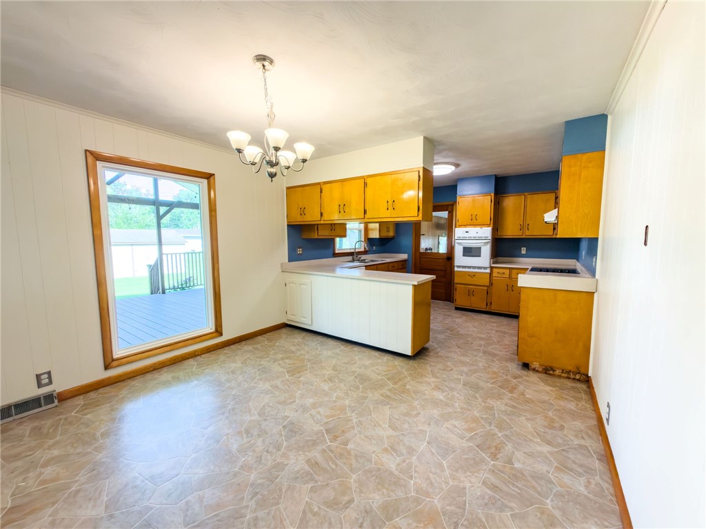 1108 S Prairie Street Property Photo 17