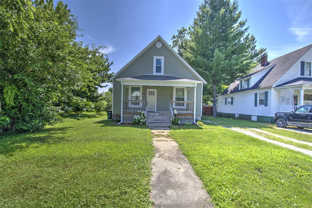 110 N Poplar Street Property Photo 1
