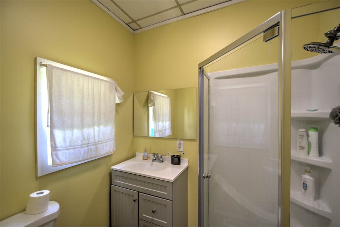110 N Poplar Street Property Photo 20