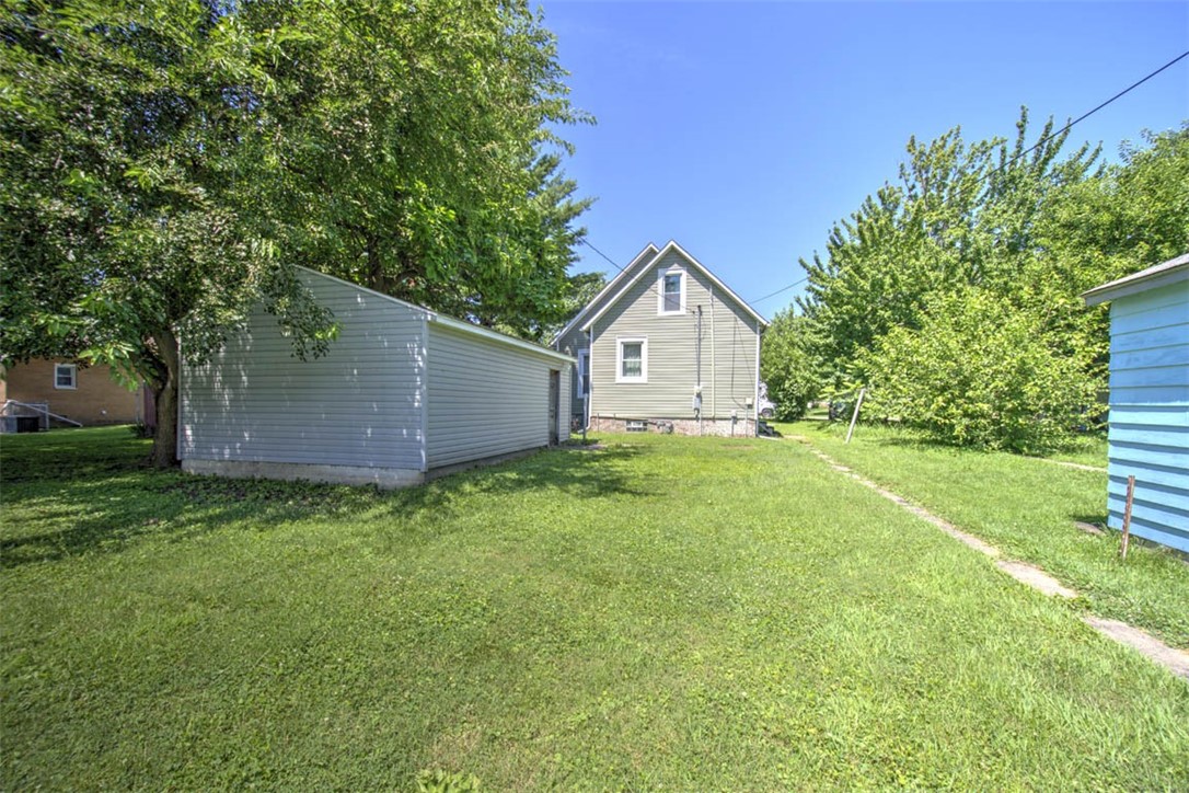 110 N Poplar Street Property Photo 23