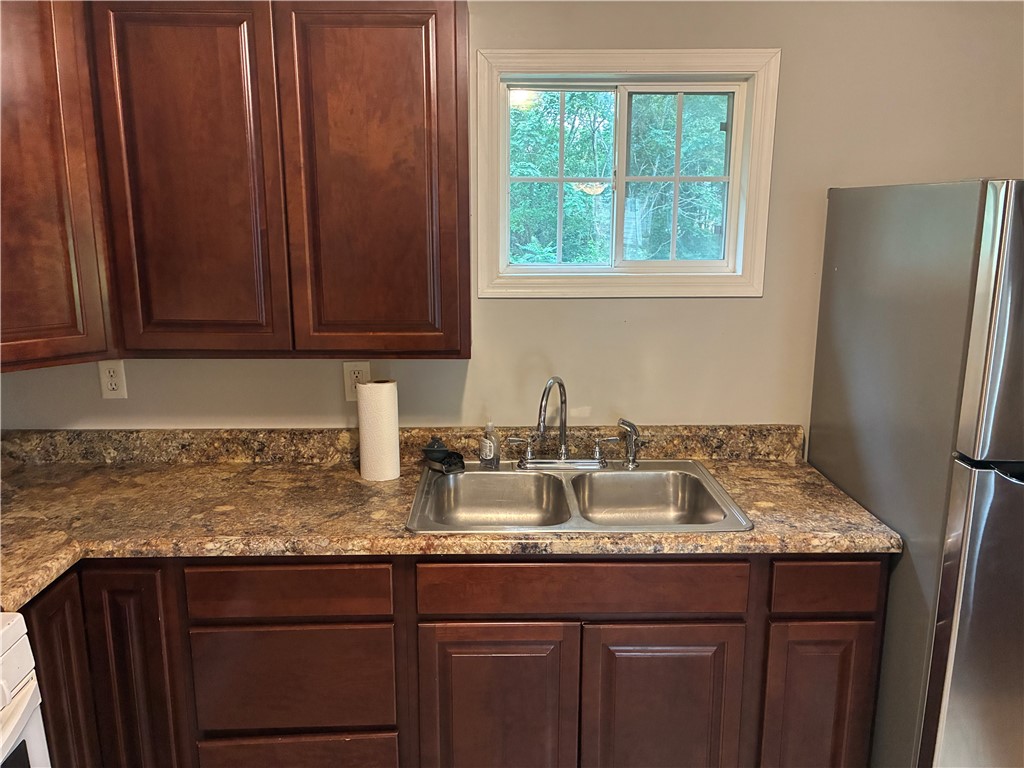 322 B Street Property Photo 9