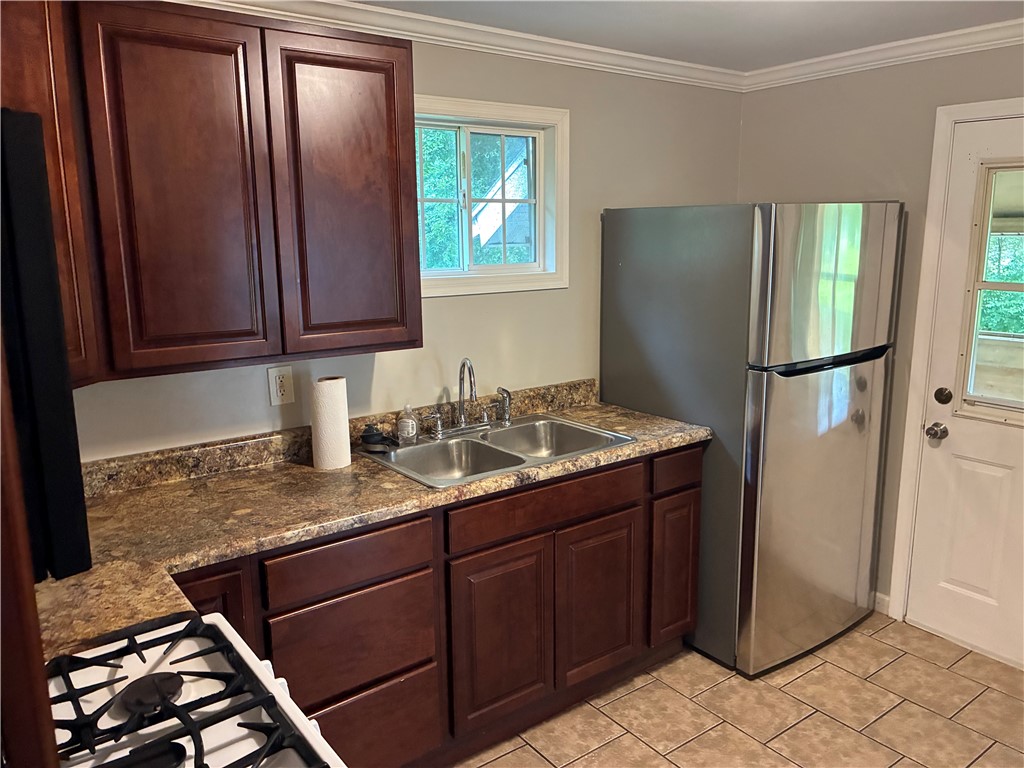322 B Street Property Photo 12
