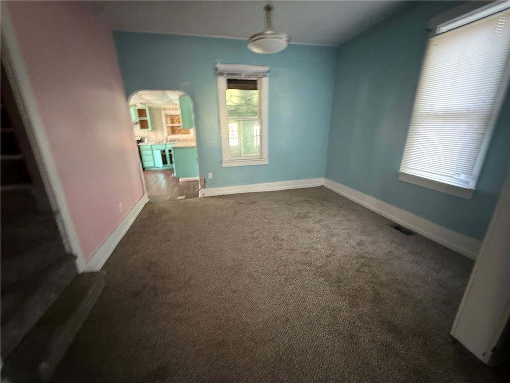 1208 Marshall Street Property Photo 6