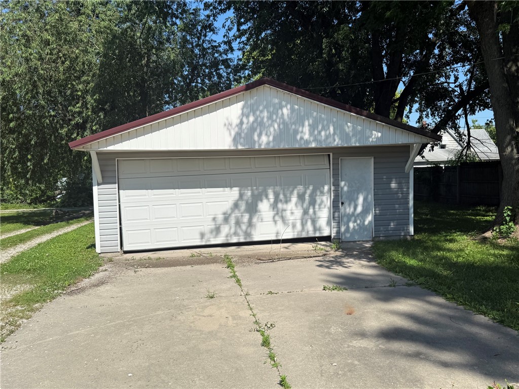 1208 Marshall Street Property Photo 14