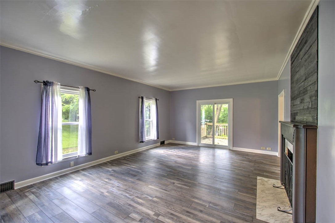 19 Montgomery Place Property Photo 9