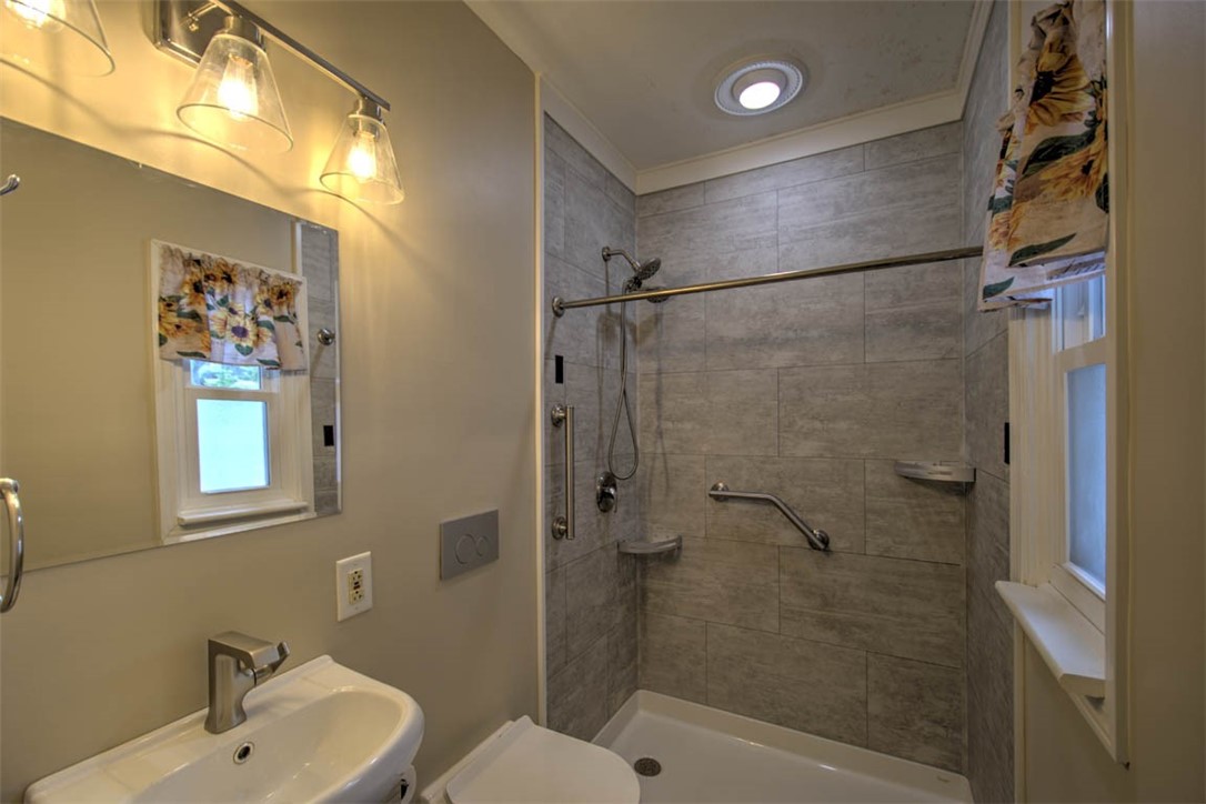 19 Montgomery Place Property Photo 28