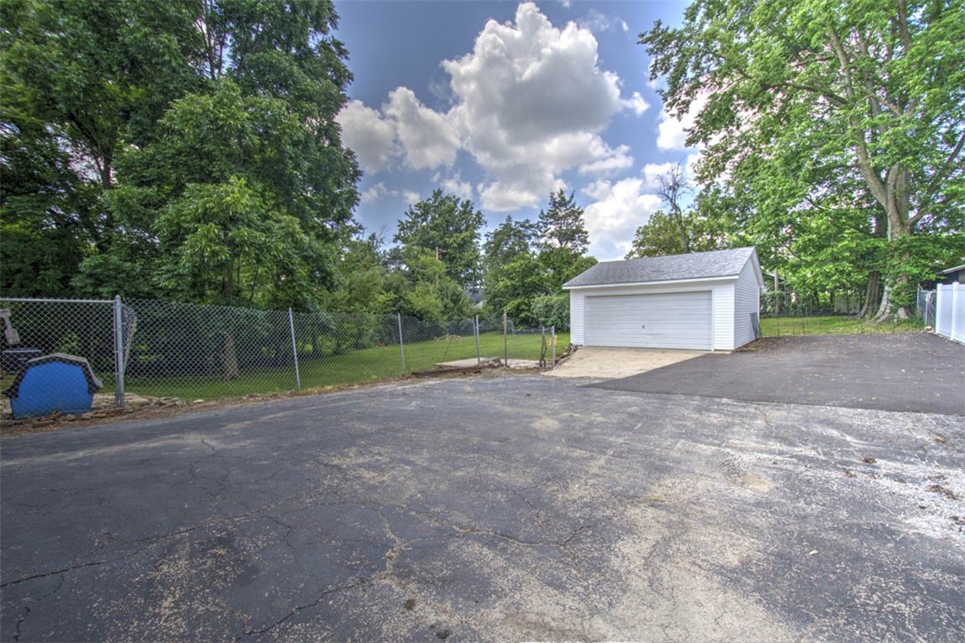 19 Montgomery Place Property Photo 36