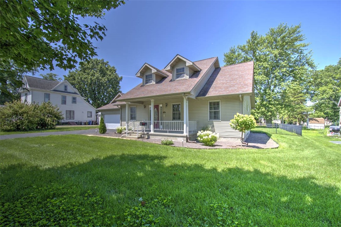 309 N Walnut Street Property Photo 2