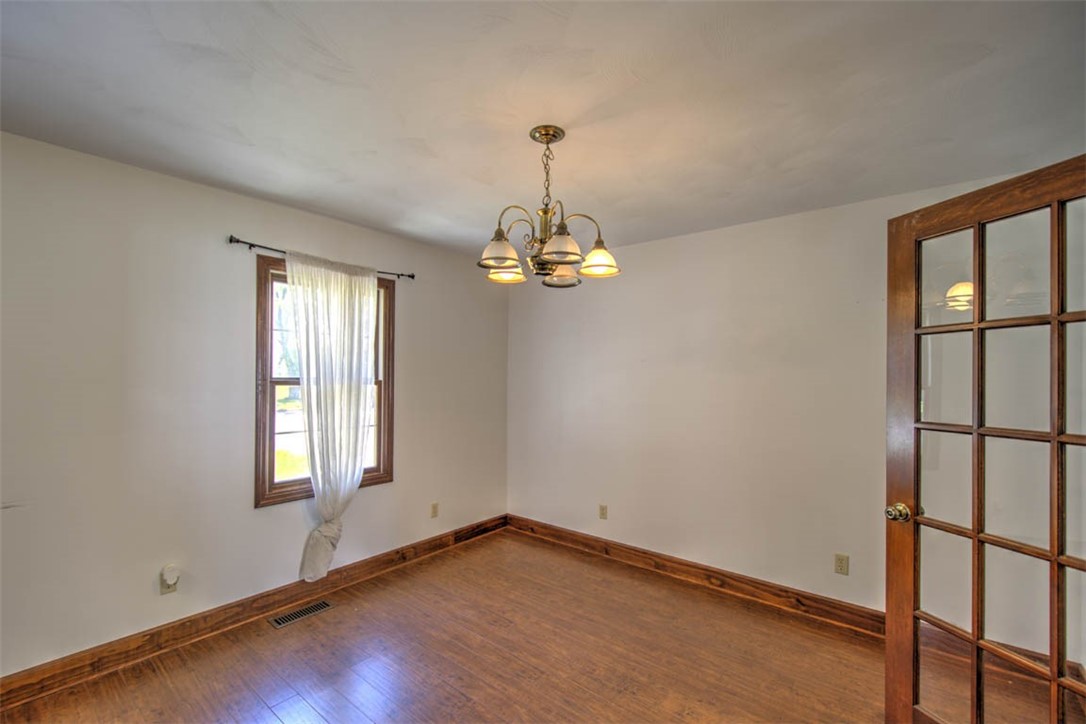 309 N Walnut Street Property Photo 7