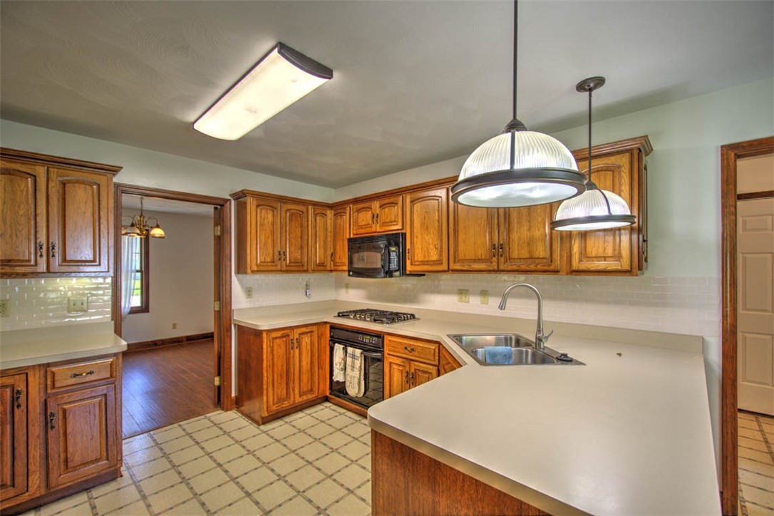 309 N Walnut Street Property Photo 10