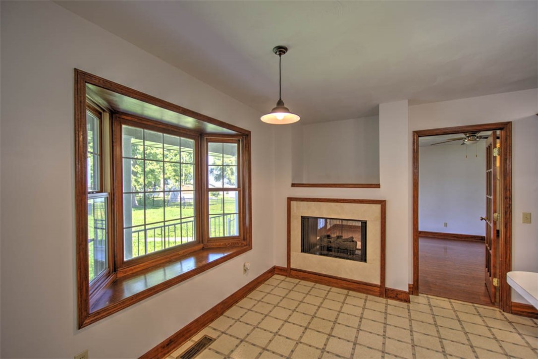 309 N Walnut Street Property Photo 14