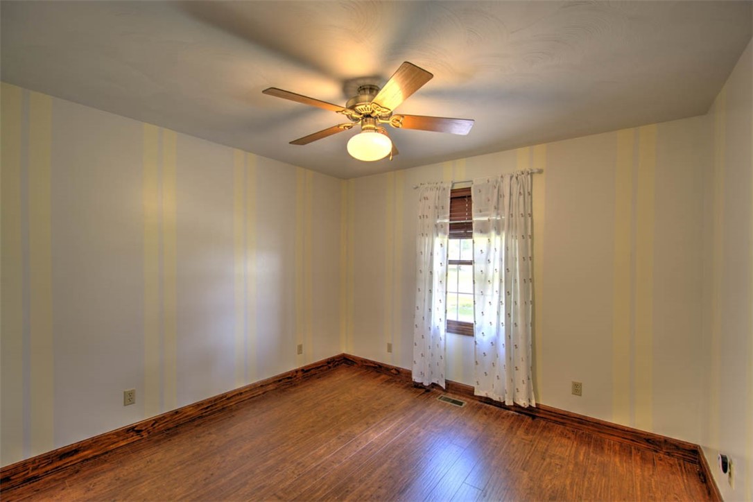 309 N Walnut Street Property Photo 22