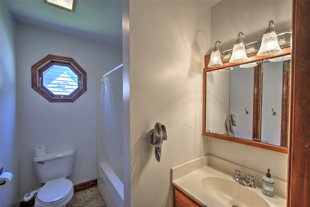 309 N Walnut Street Property Photo 24