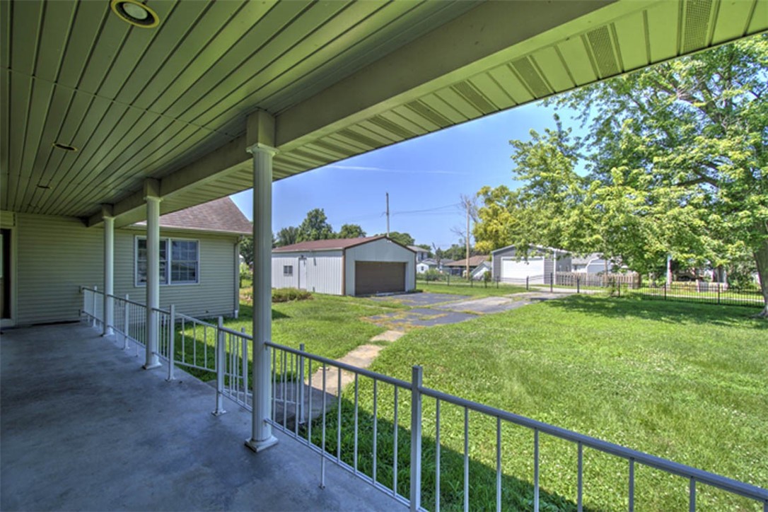 309 N Walnut Street Property Photo 31