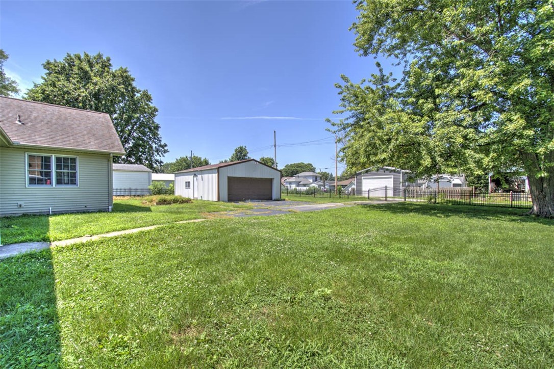 309 N Walnut Street Property Photo 34