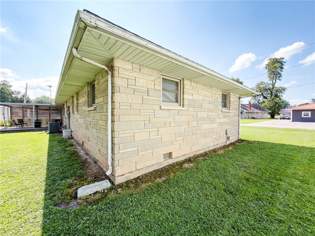 503 E Edgar Avenue Property Photo 32