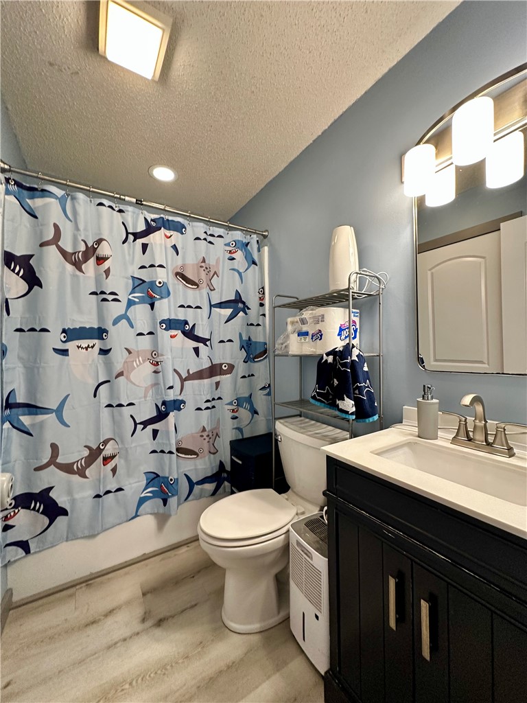 573 W 7th Street Property Photo 14