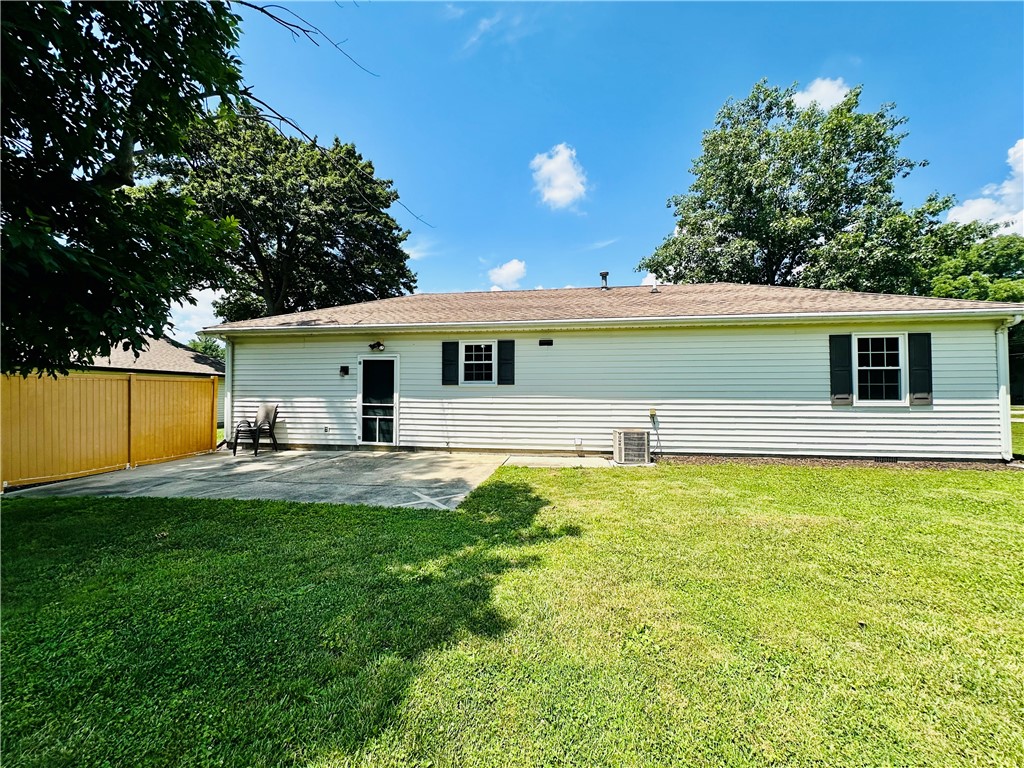 573 W 7th Street Property Photo 18