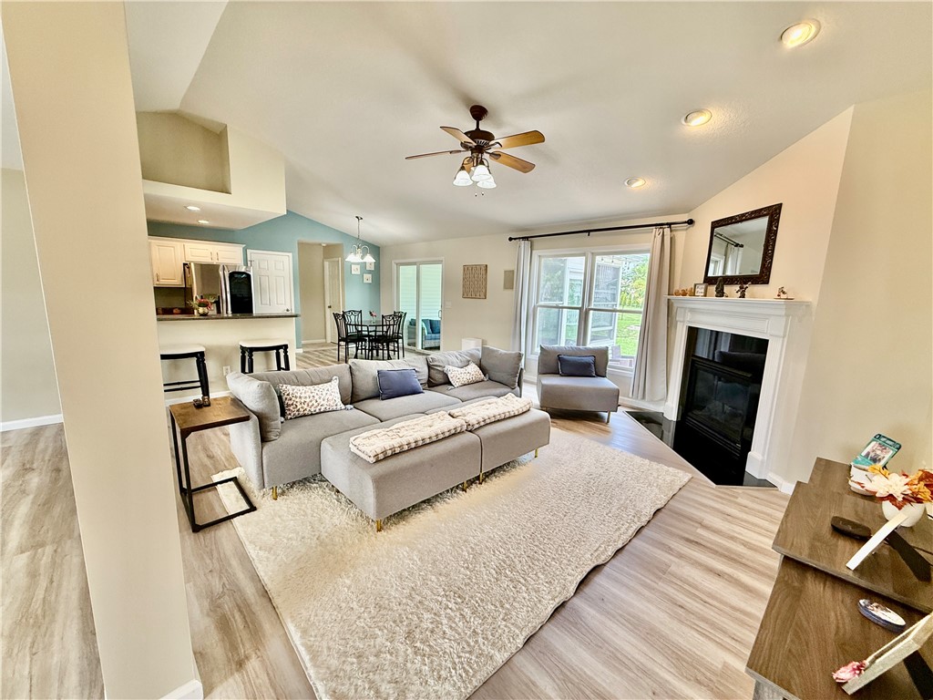 140 Lexington Circle Property Photo 16
