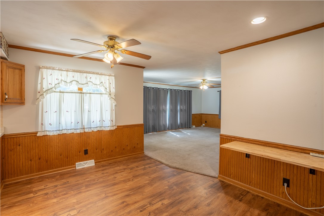 1017 Wenthe Drive Property Photo 9