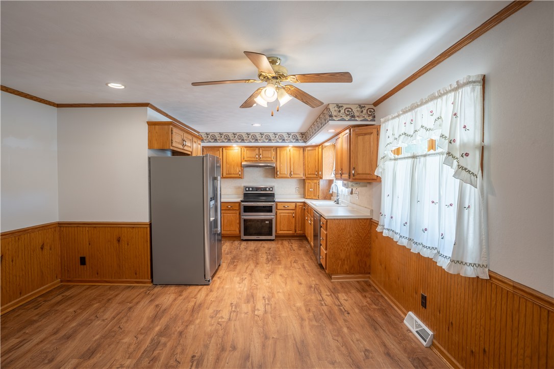 1017 Wenthe Drive Property Photo 11