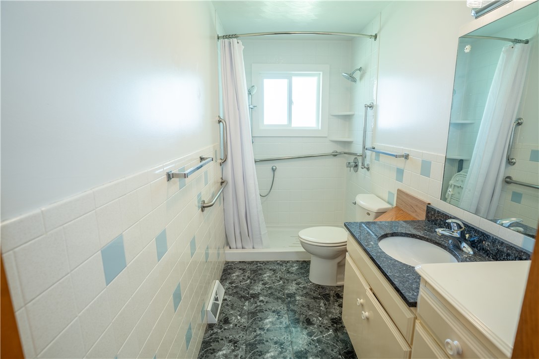 1017 Wenthe Drive Property Photo 18