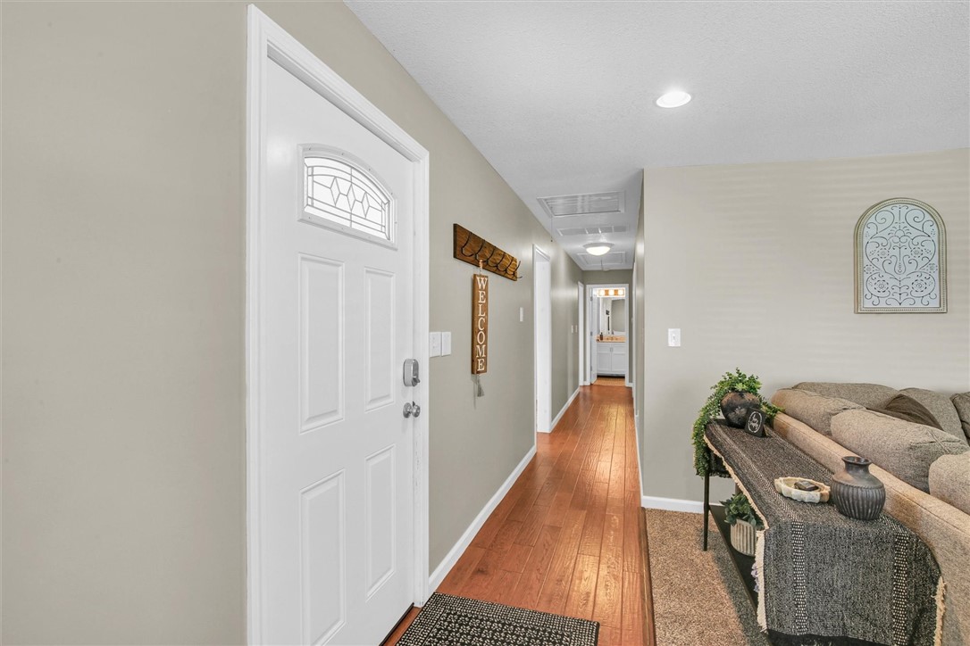 615 E Newkirk Street Property Photo 13