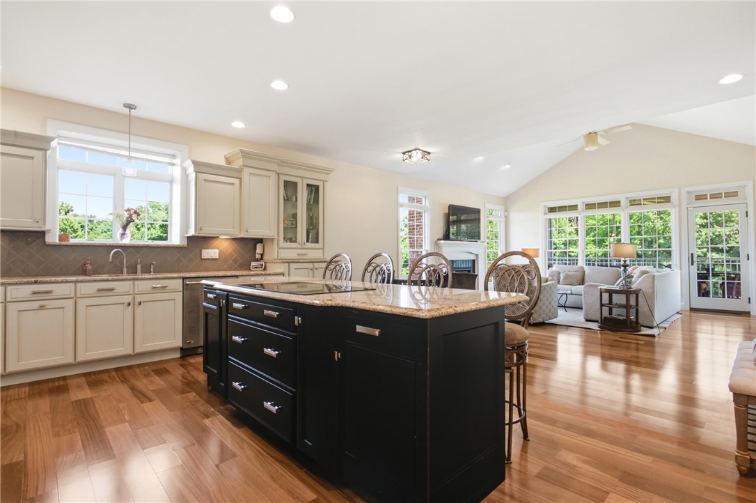 1208 Mini Hills Drive Property Photo 12