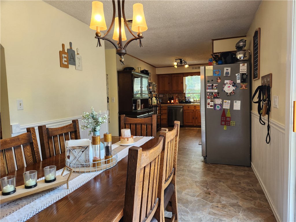 203 N Wall Street Property Photo 7