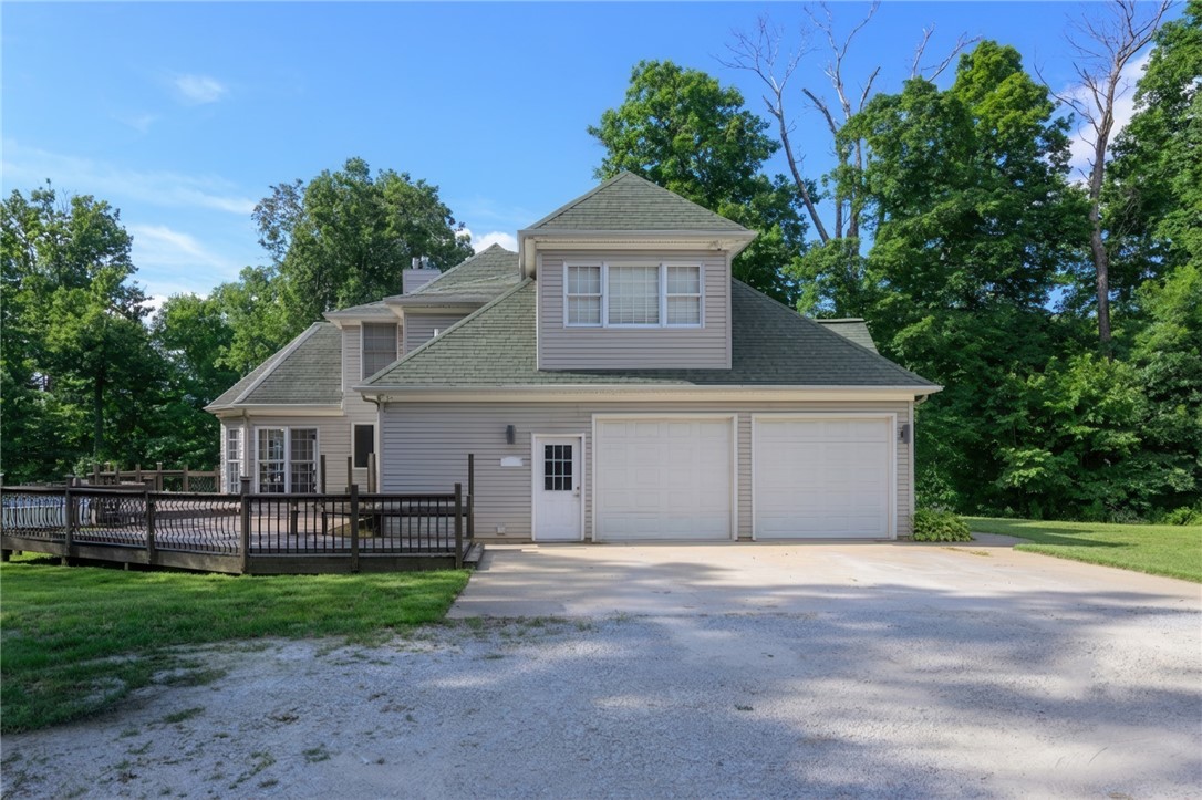 4 Woodbird Drive Property Photo 3