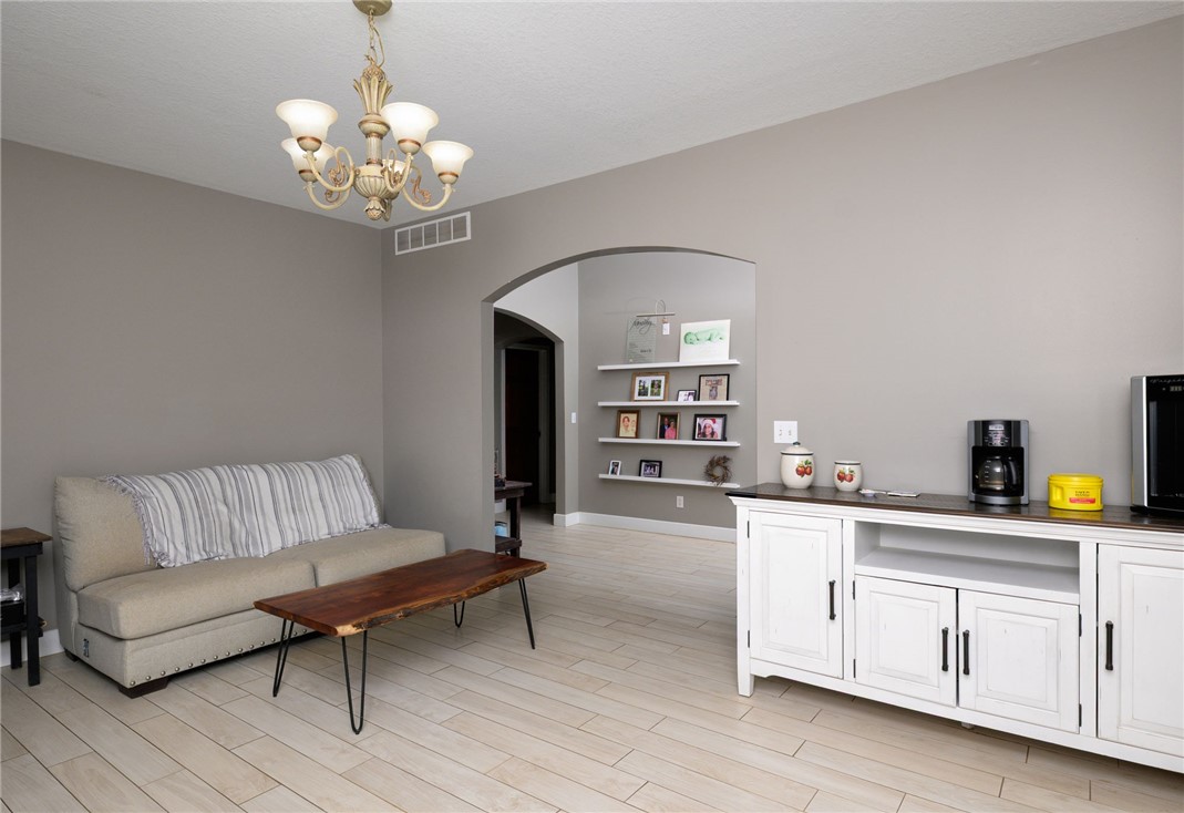 4 Woodbird Drive Property Photo 9