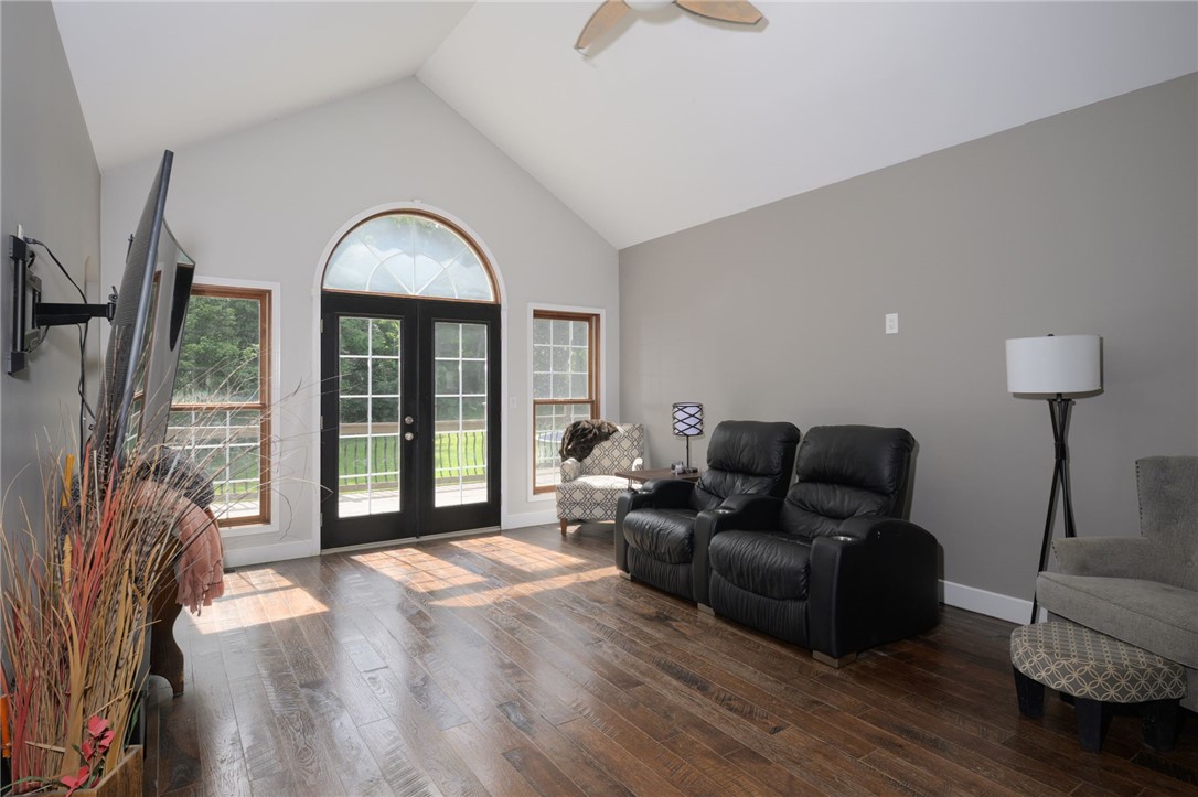 4 Woodbird Drive Property Photo 17