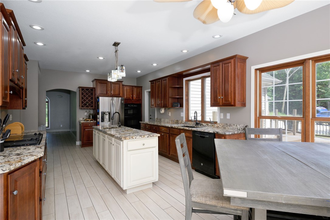 4 Woodbird Drive Property Photo 21