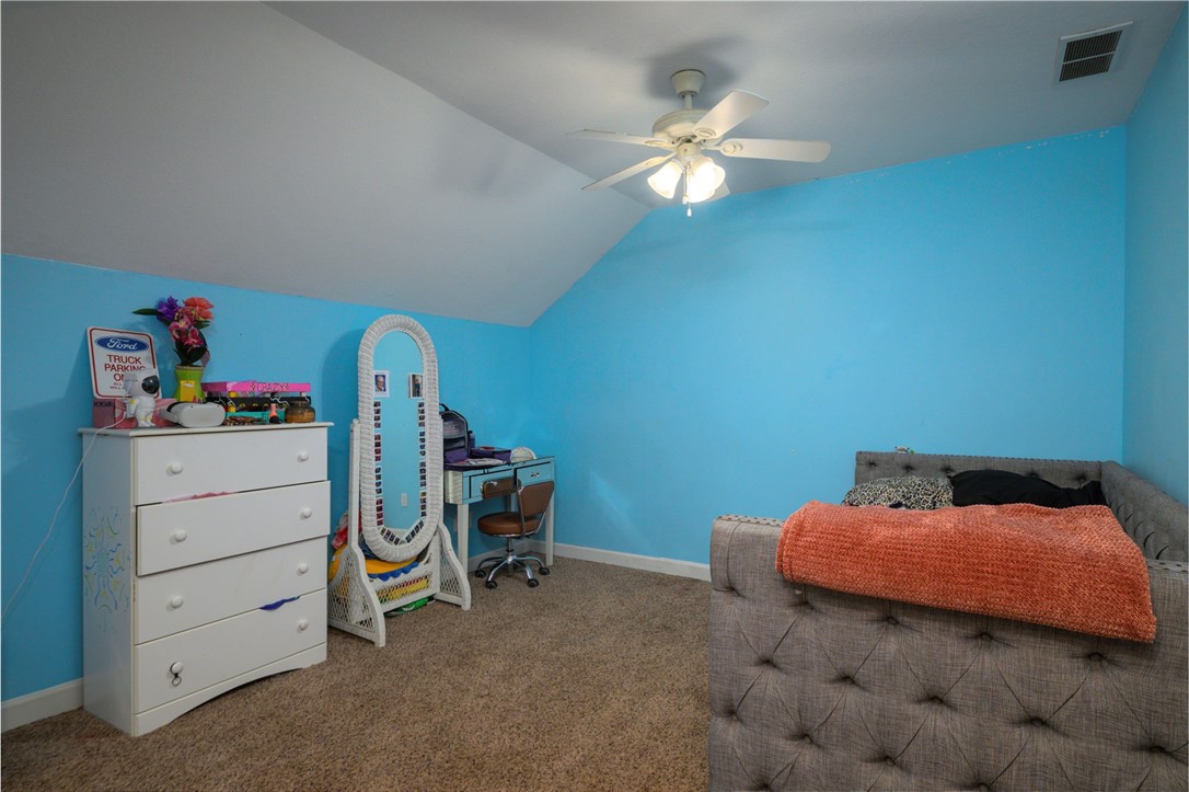 4 Woodbird Drive Property Photo 29