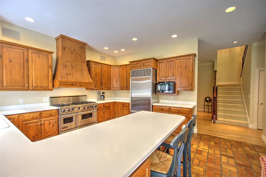 110 Southbrooke Court Property Photo 23